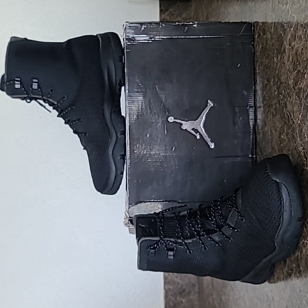 Air Jordan Future Black Dark Grey Mens All Terrain Hiking Boots 854554-002 Sz 12